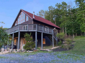 Peaceful Mountain Getaway